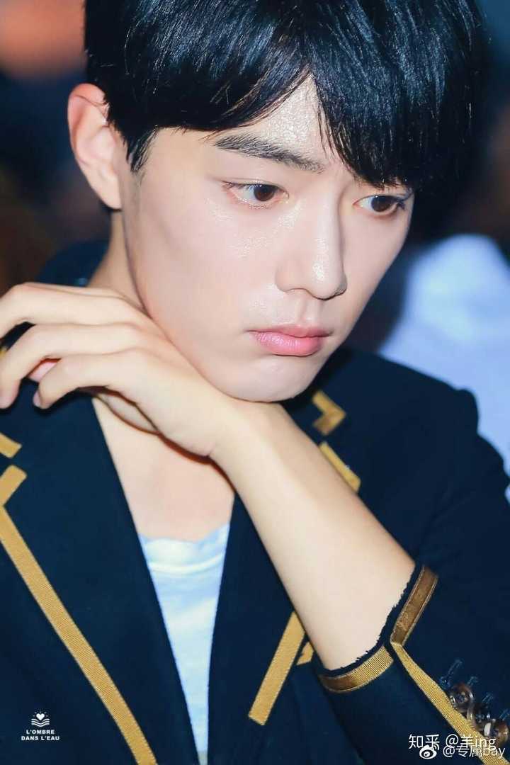 肖战怎么突然火起来了?