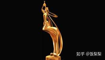 杨紫和迪丽热巴 谁更适合做金鹰女神?