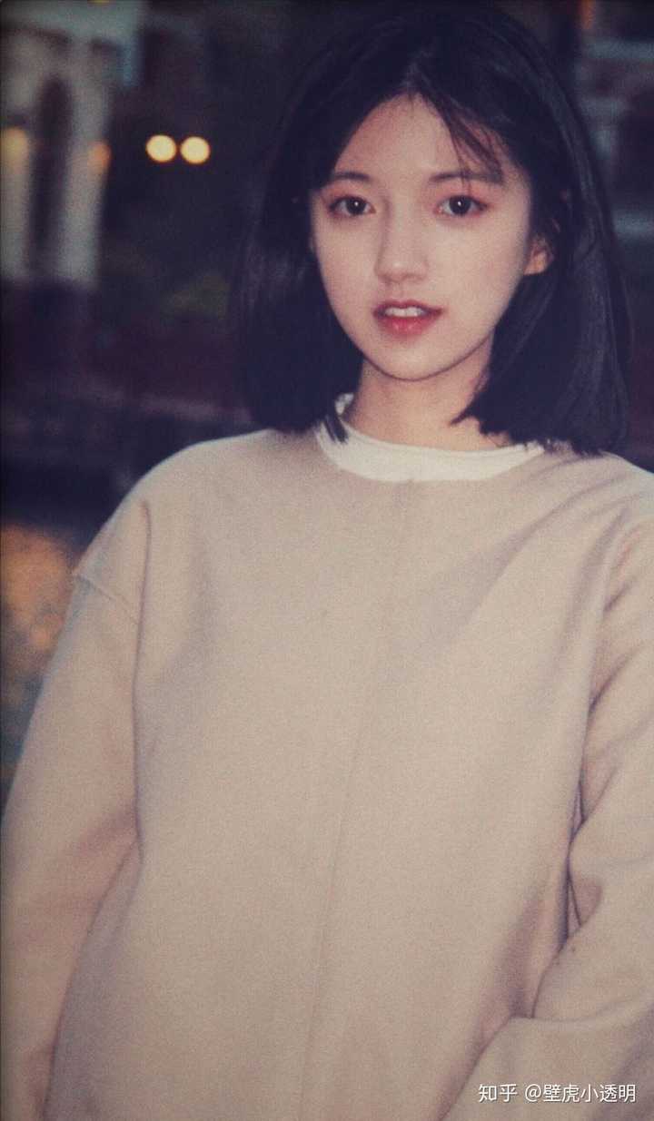 有哪些女生的照片最符合三体中庄颜的形象