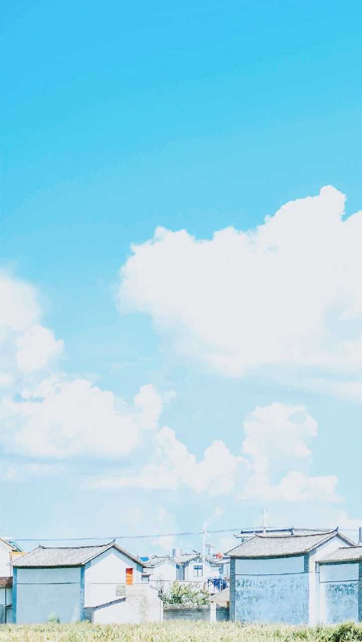能不能推荐一下偏风景和天空类(可爱的也可以)的全面屏壁纸?