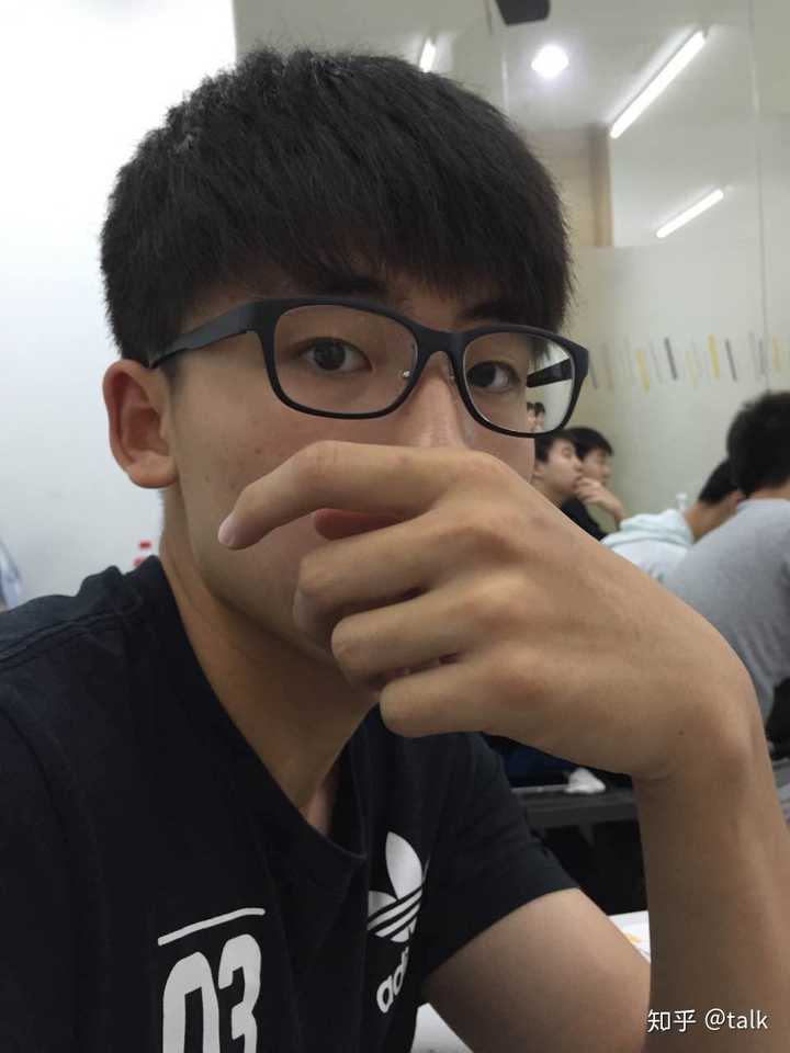 你见过最帅的高中男生长什么样?