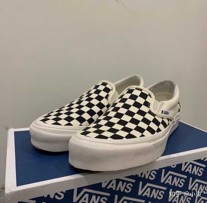 vans棋盘格该选哪双