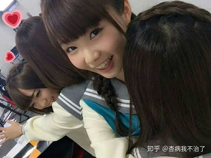 你萌过哪对三次元百合cp?