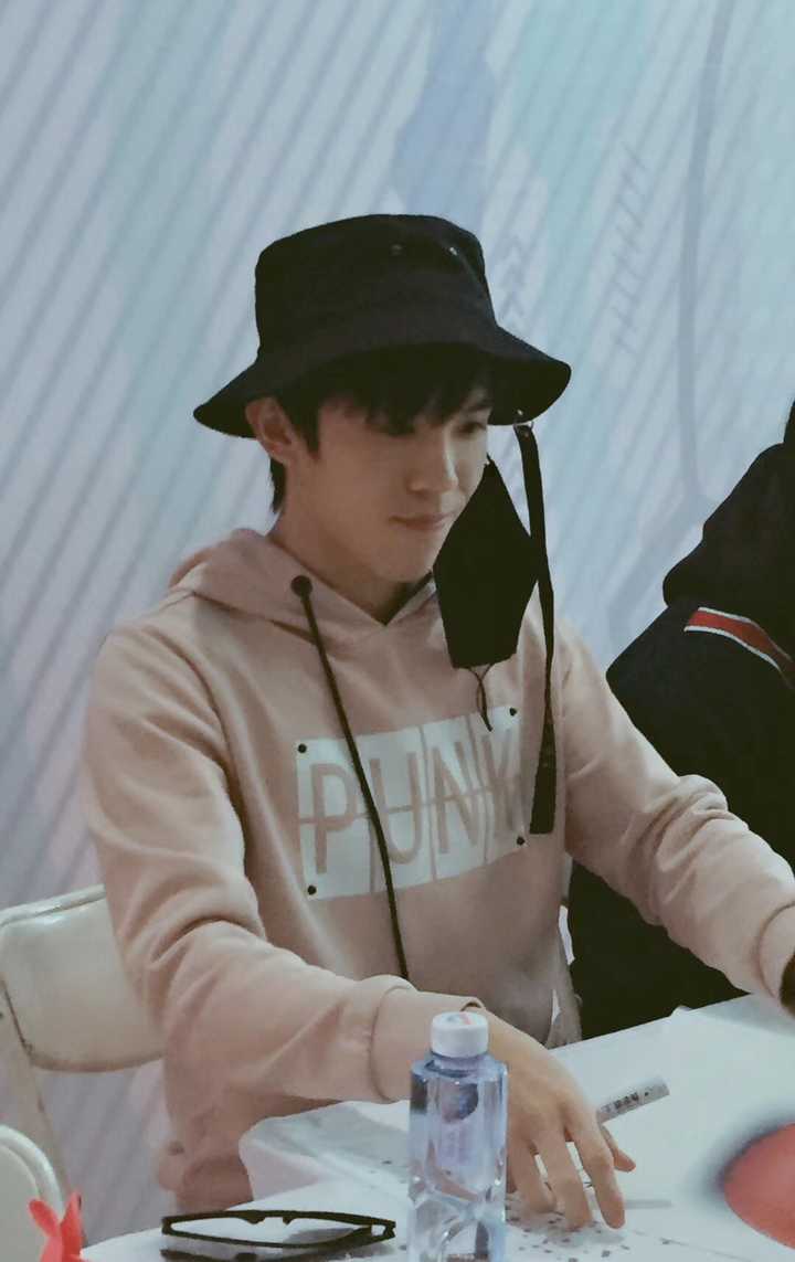 怎样评价哔哩哔哩up主老番茄?