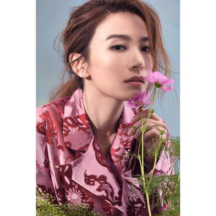 田馥甄这张图片哪位大哥有高清原版的呀?