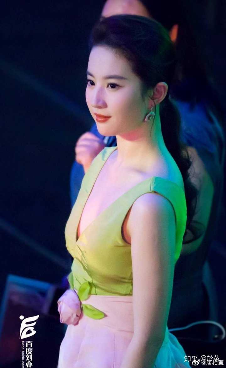 为什么刘亦菲被称为神颜?