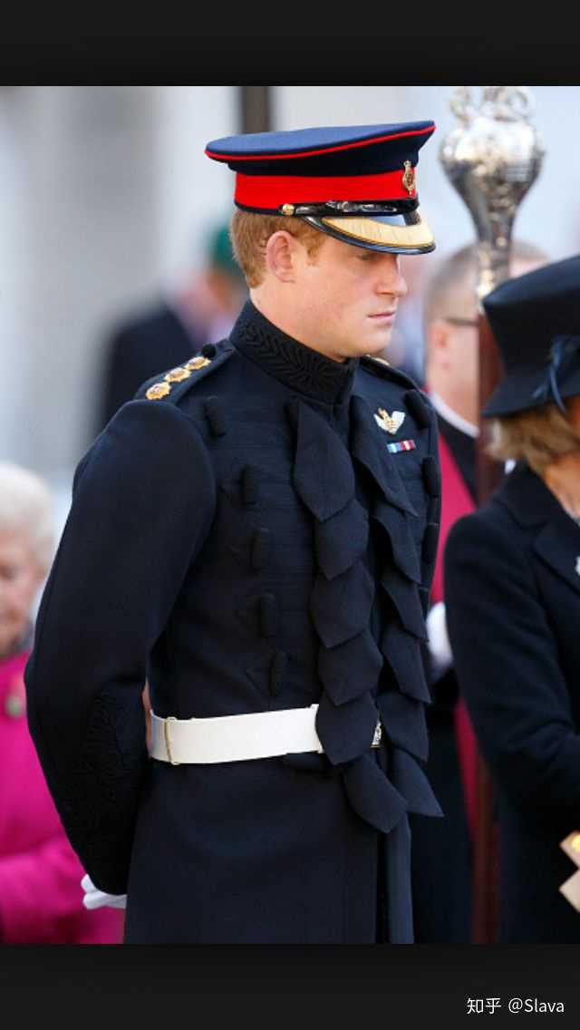 英国哈里王子结婚时穿的军装是什么军装?