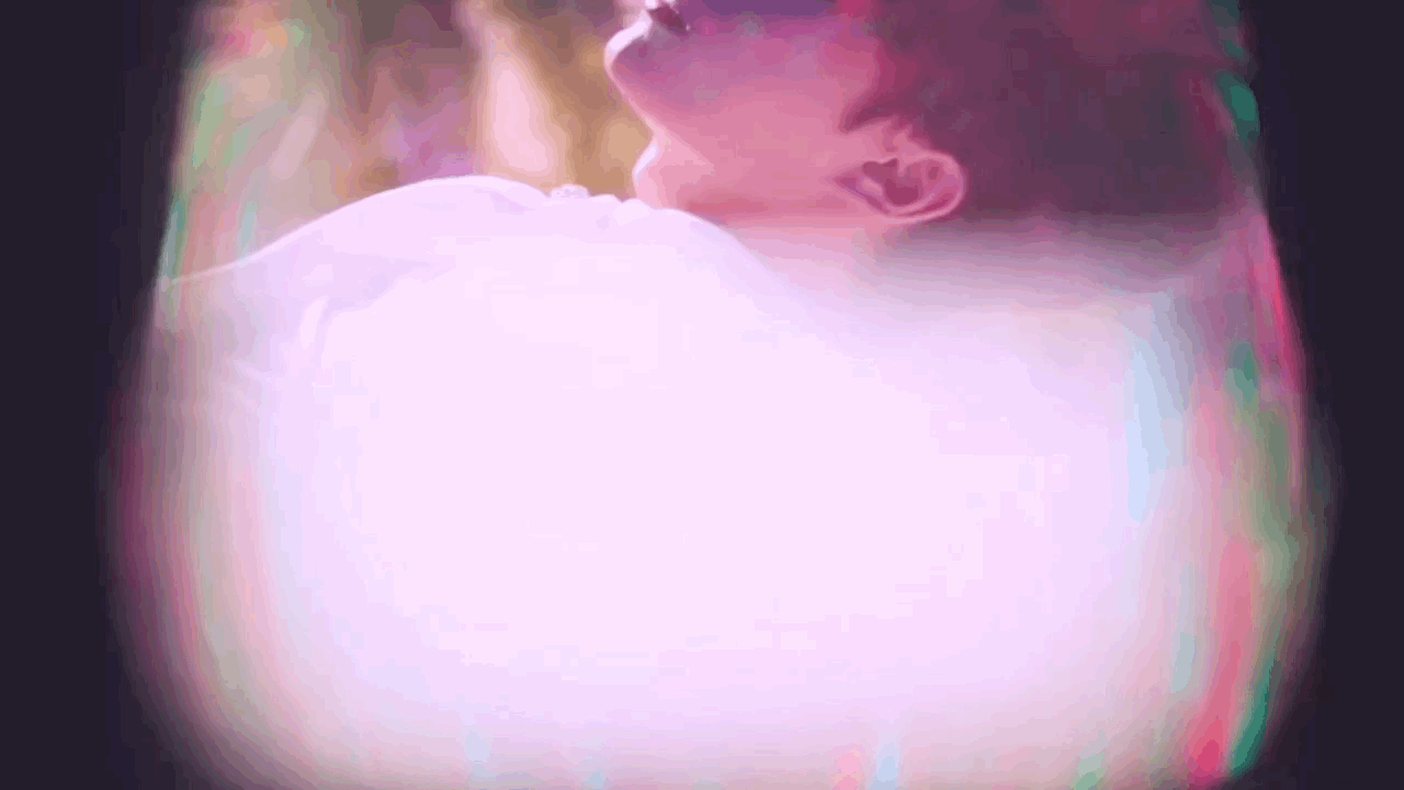 如何评价seventeen的新歌《fallinflower》mv?