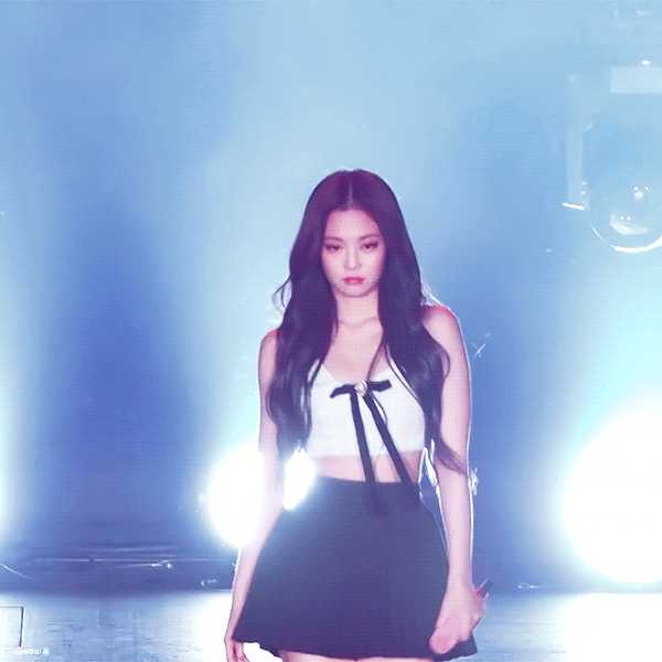 jennie哪些图可做头像和壁纸?