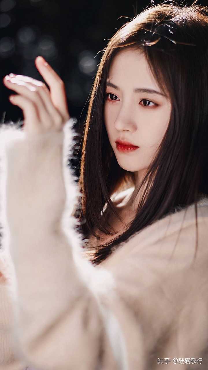 你有哪些了鞠婧祎的美图?