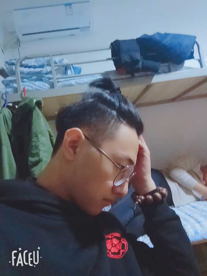 男生留长发是种怎样的体验?