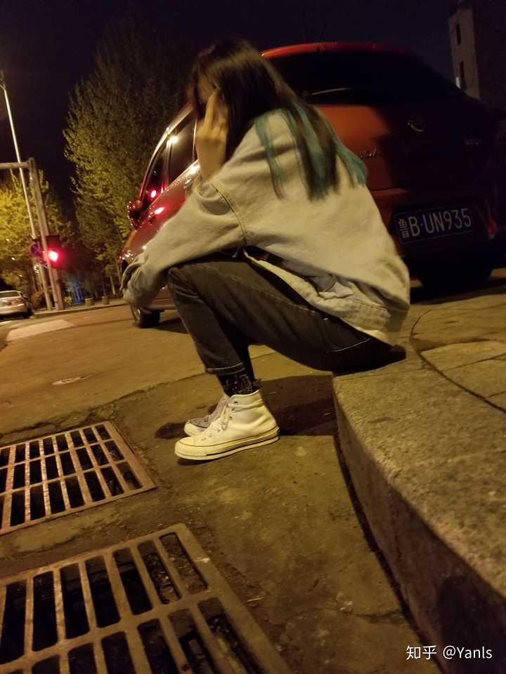 有一个滑板滑得很好的女朋友是什么体验?