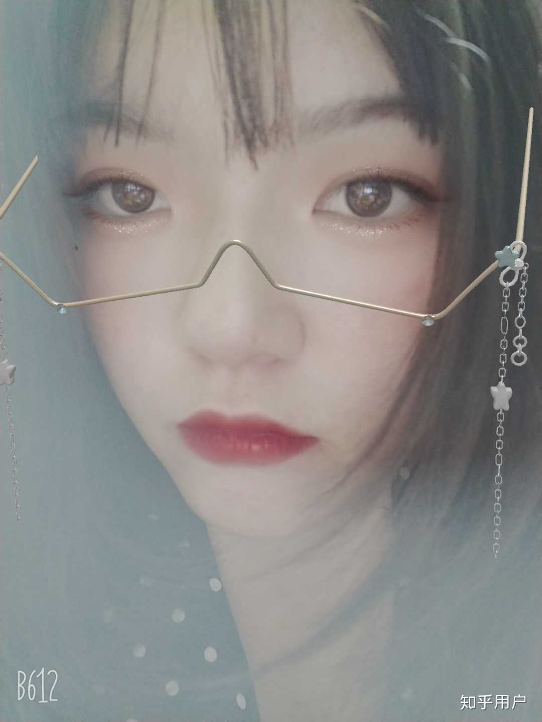 这个特效真是深得我心 我是也被别人说不适合刘海 不过每年都会剪