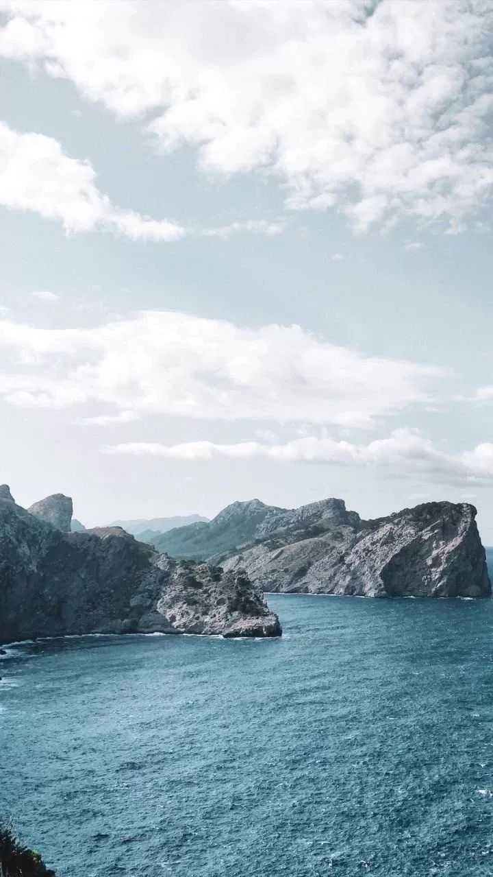 哪些手机壁纸是你不舍得换的?