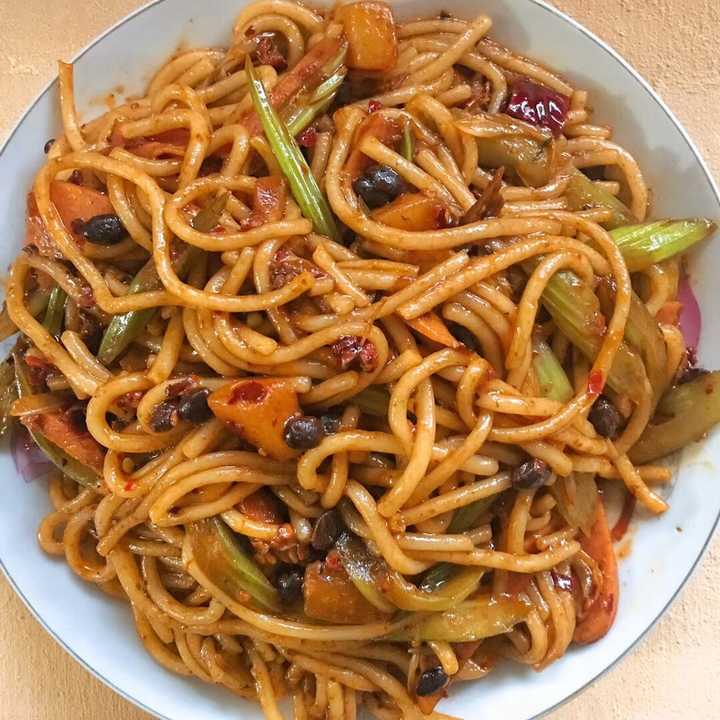牛肉炒米粉,没买到牛肉