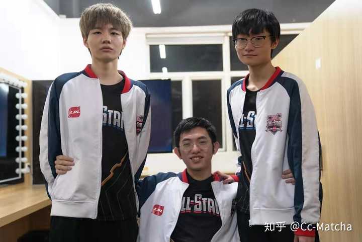 如何评价 lng 上单选手 flandre(圣枪哥?