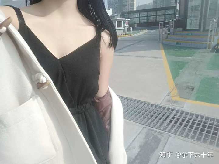 女生穿成这样算暴露吗