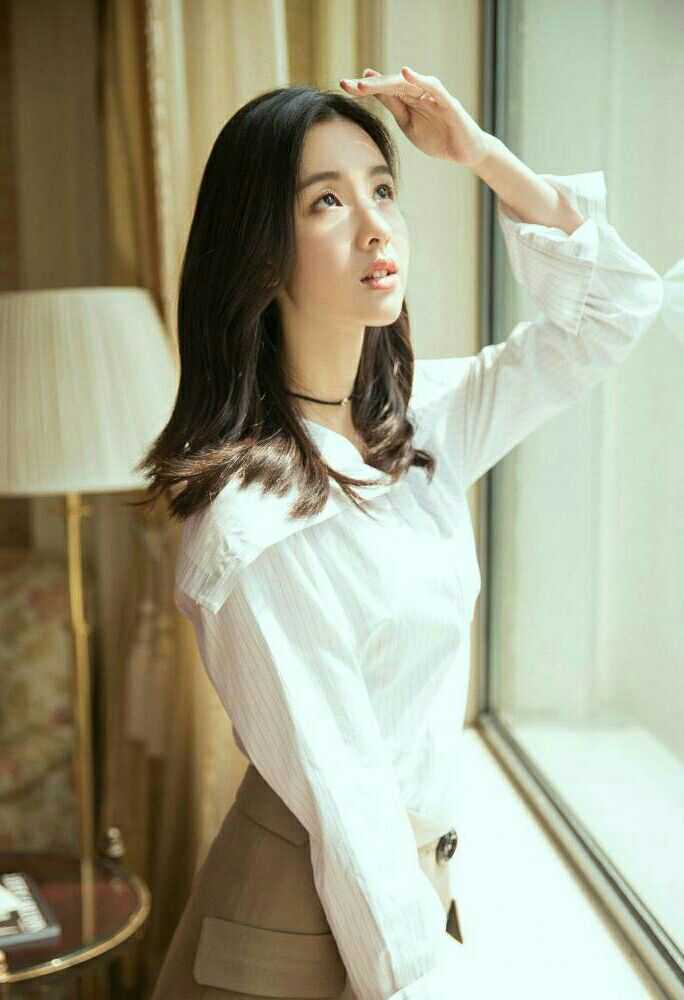 有没有人觉得陈都灵很会穿衣服? - 知乎