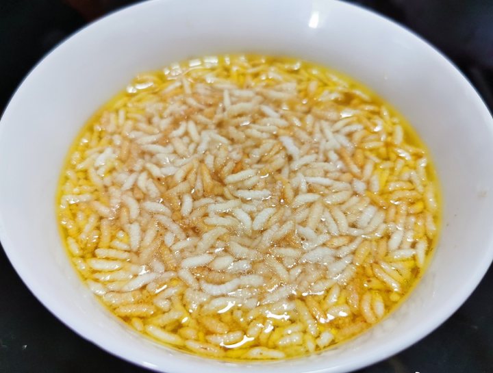 鸡汤泡炒米