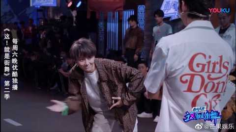 刘雨昕的圈外男友不听不看 不闻不问 但话还是要说的