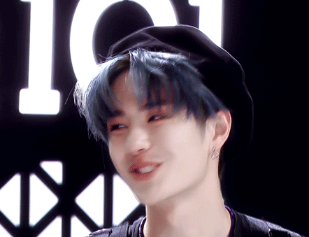 你是因为什么喜欢上了王一博 ?