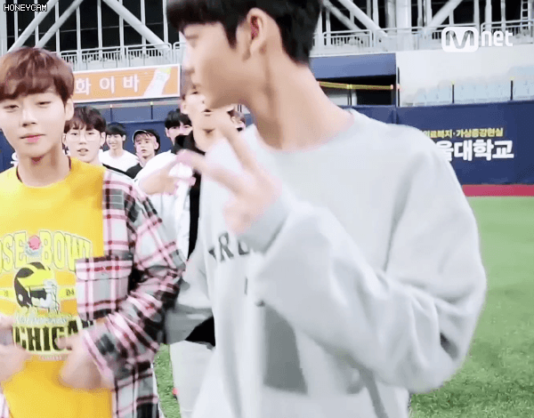 《produce 101》第二季中有哪些热门(甜过初恋)cp?