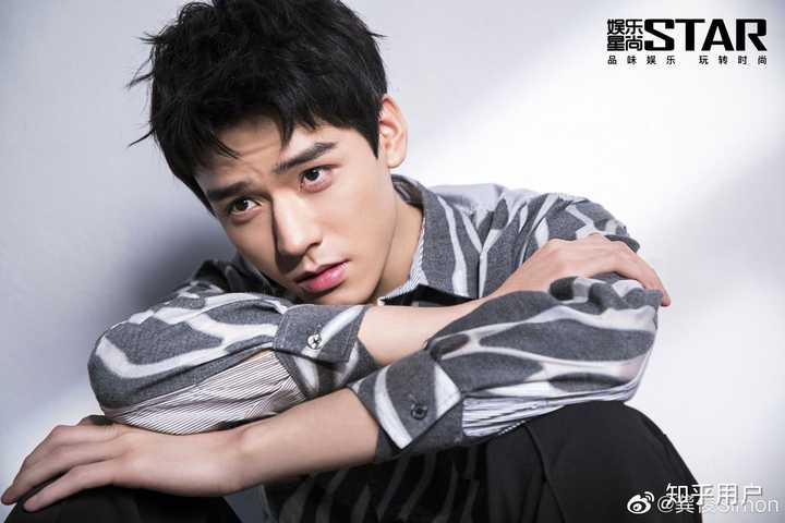 中国娱乐圈男明星,谁长得最帅?