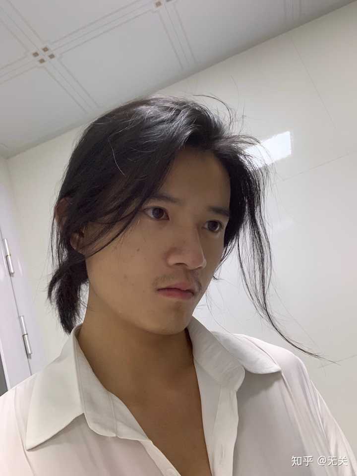 男生留长发是何体验?