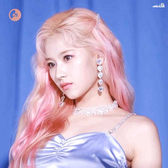 如何看待兔瓦斯sana(凑崎纱夏)这几年颜值下降?