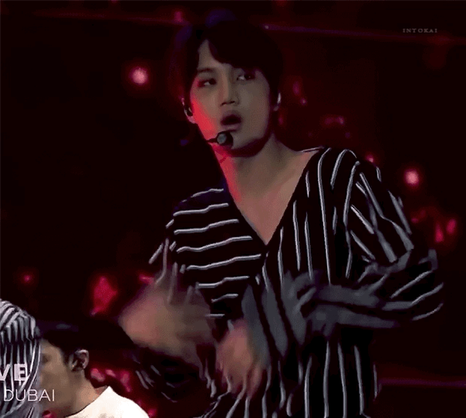 韩国idol里哪些人有非常大的反差萌?