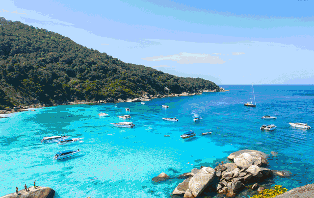 泰国旅游景点之普吉岛——梦幻岛屿 推荐景点:皮皮岛,珊瑚岛,皇帝岛