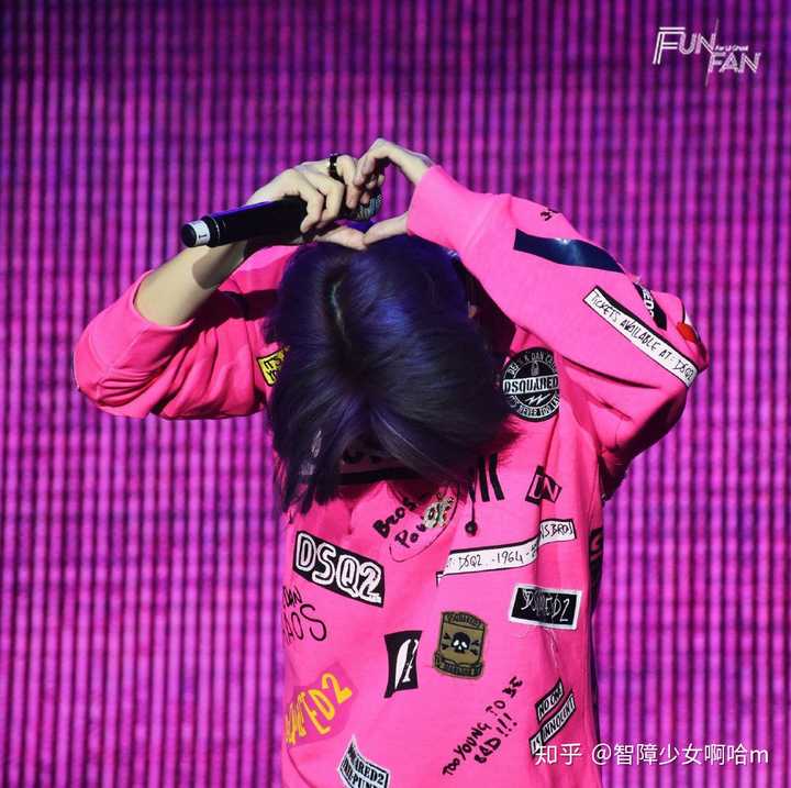 听到他的歌是《good night》当时还没成为他的粉我其实对rapper不感冒