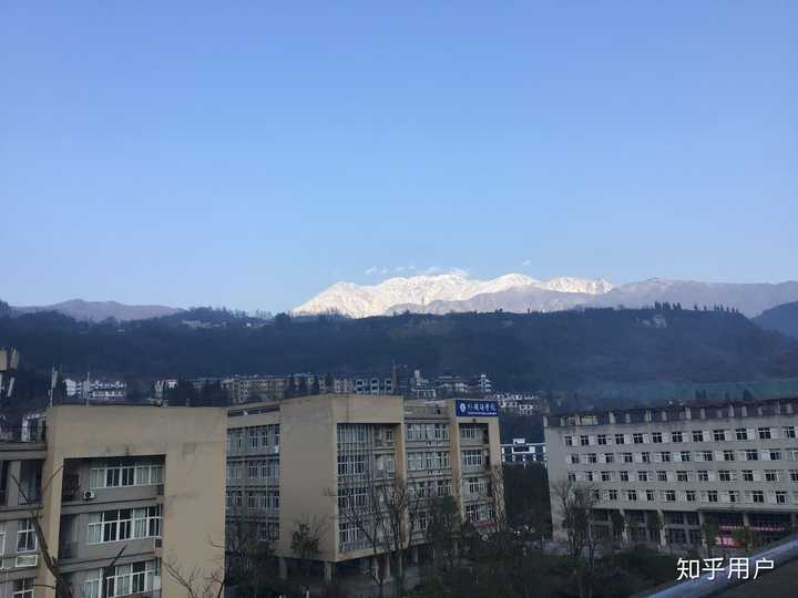 在阿坝师范学院就读是种什么样的体验