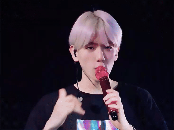 新歌也很好听  还得了billboard的k pop的2019年度第一 是灿烈生日