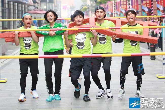 《奔跑吧》这档综艺节目买的韩国《running man》的版权,之前叫