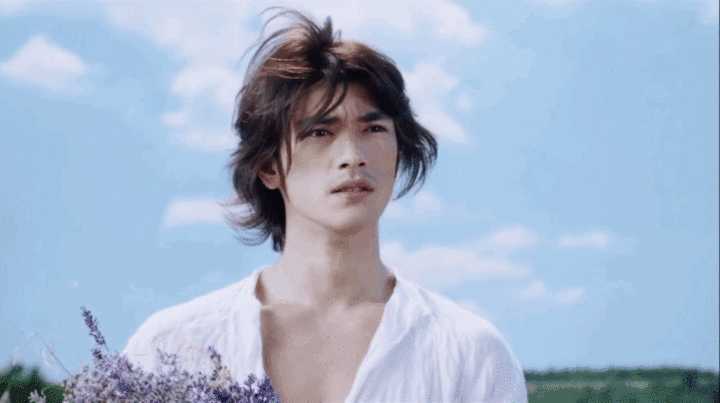 男明星 85前: 金城武 不多说了.