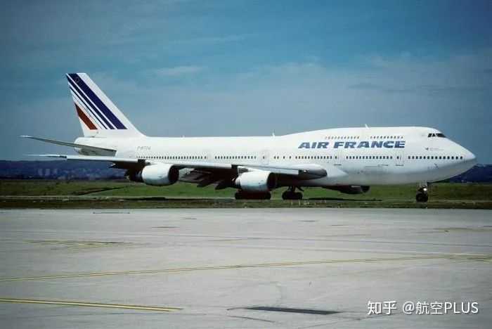 波音b747-200f是b747-200货运型号.