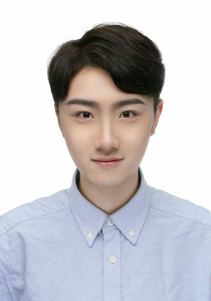 怎么看待学生化妆 怎么看待初中生化妆