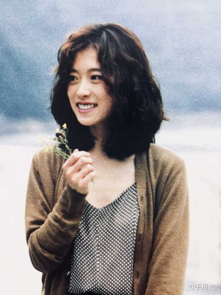 中森明菜的长相分析?