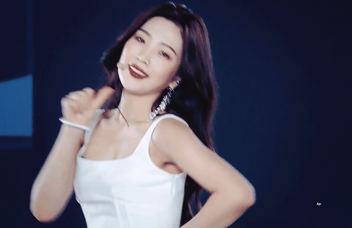 有哪些很甜的果汁相的女爱豆?