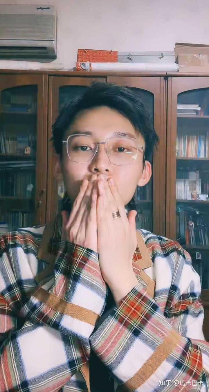 有没有刘怡潼很好看的图片?
