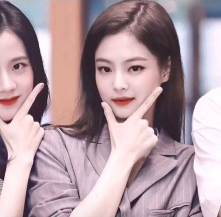 jennie rose闺蜜头像,jennie rose头像 有没有jennie和rosé的闺蜜头像?