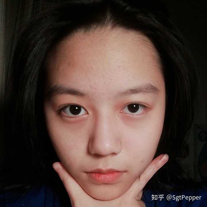 有哪些可爱女生的素颜照?