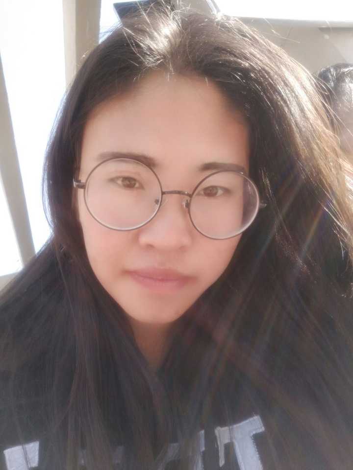 这女的丑吗?