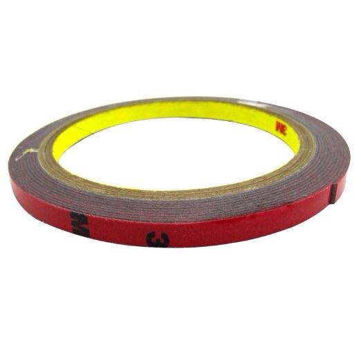 女生如何解决衬衫胸前扣子撑开的缝隙? - 亦行