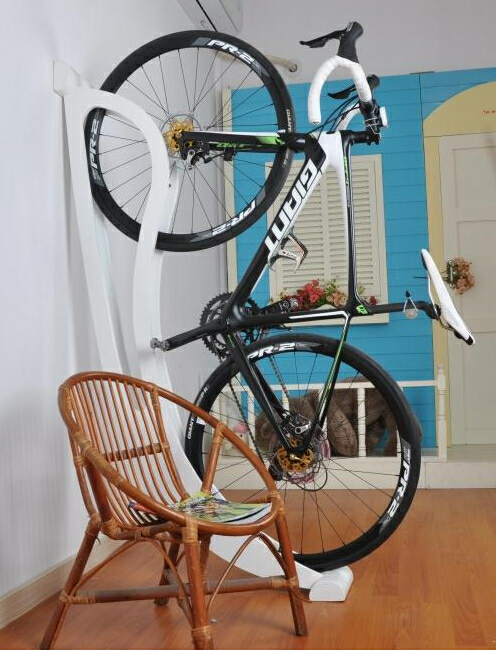 如何在空间有限的家里摆放自行车