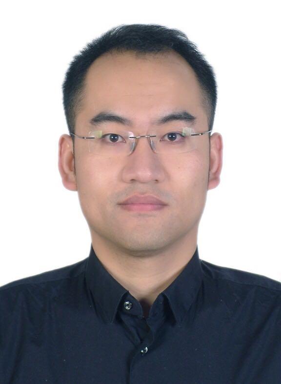 纽约老李校长是不是以前李毅吧的大狸子?