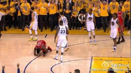 2015NBA季后赛骑士VS老鹰第3场,詹姆斯出战