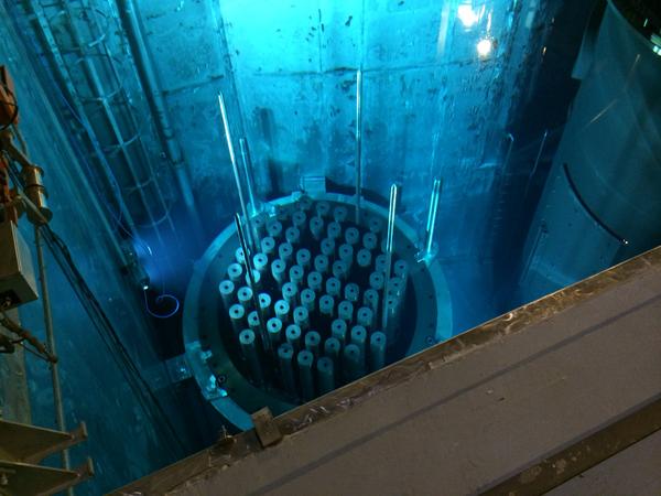 进入满功率运行的核电反应堆厂房是怎样一种感受?