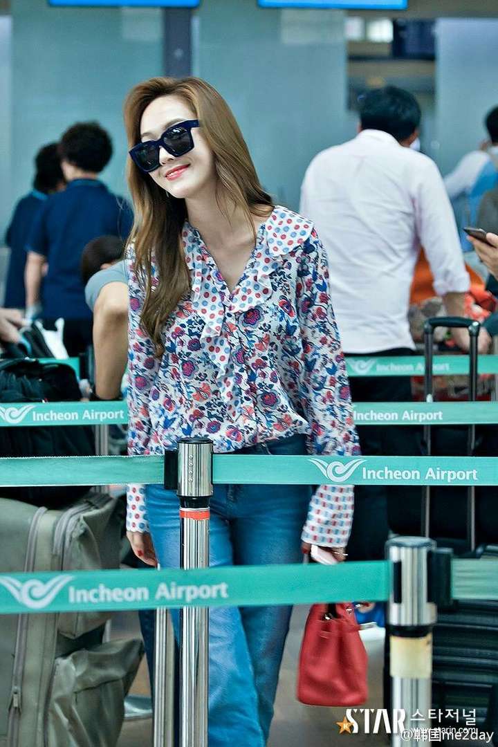 jessica和tiffany的时尚感谁更好?韩国女团的私服品位